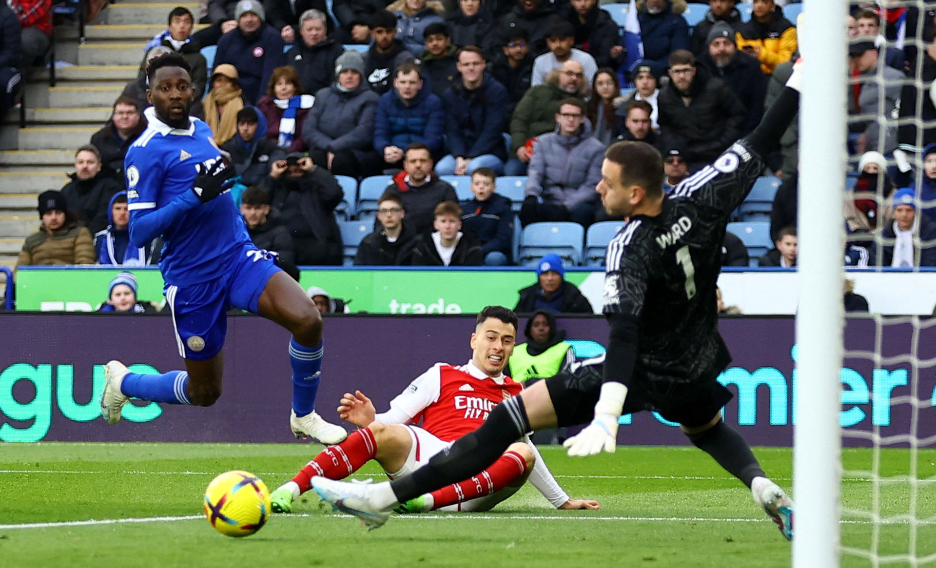 他在首节就 他在首节就