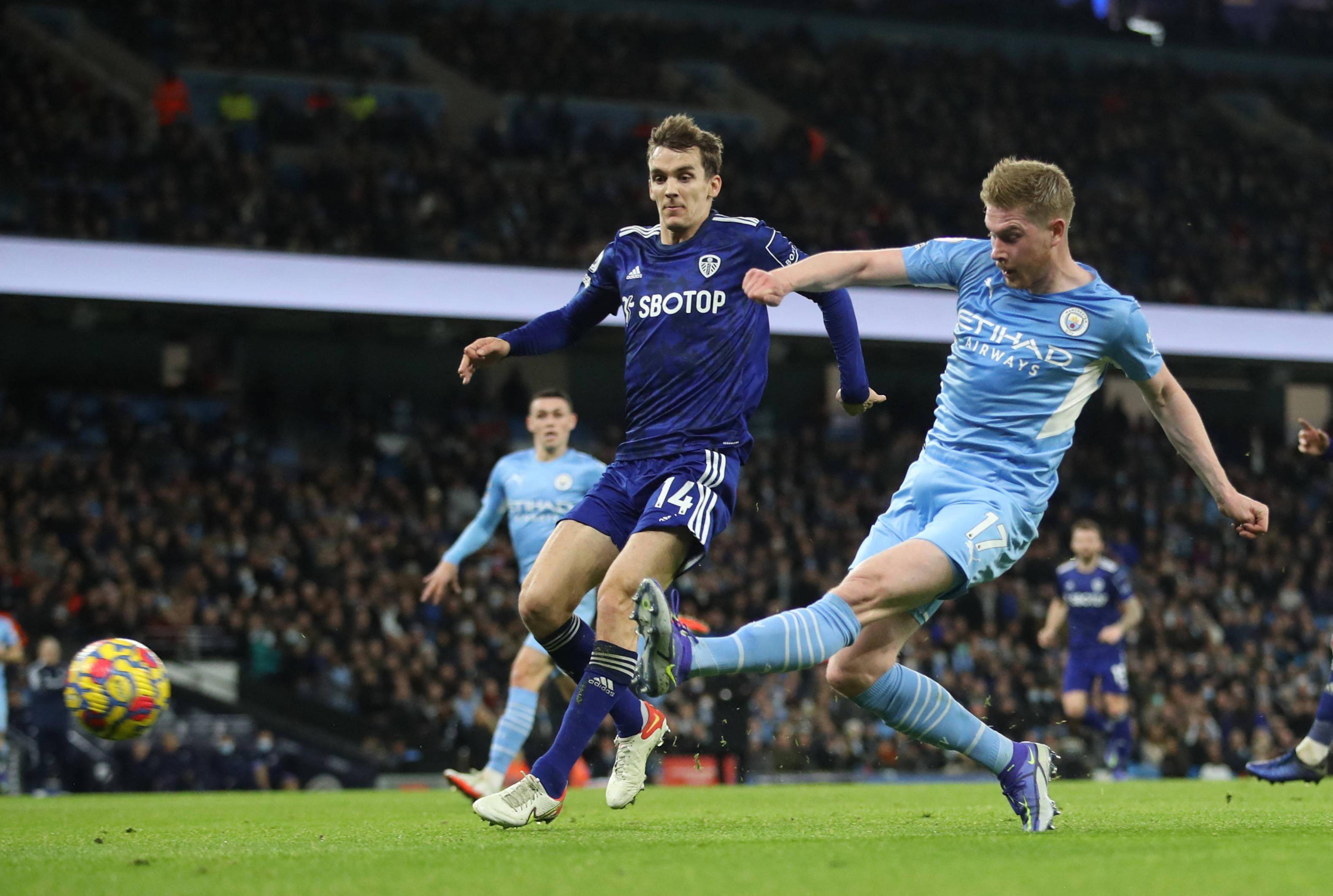 多次扑出尤 多次扑出尤