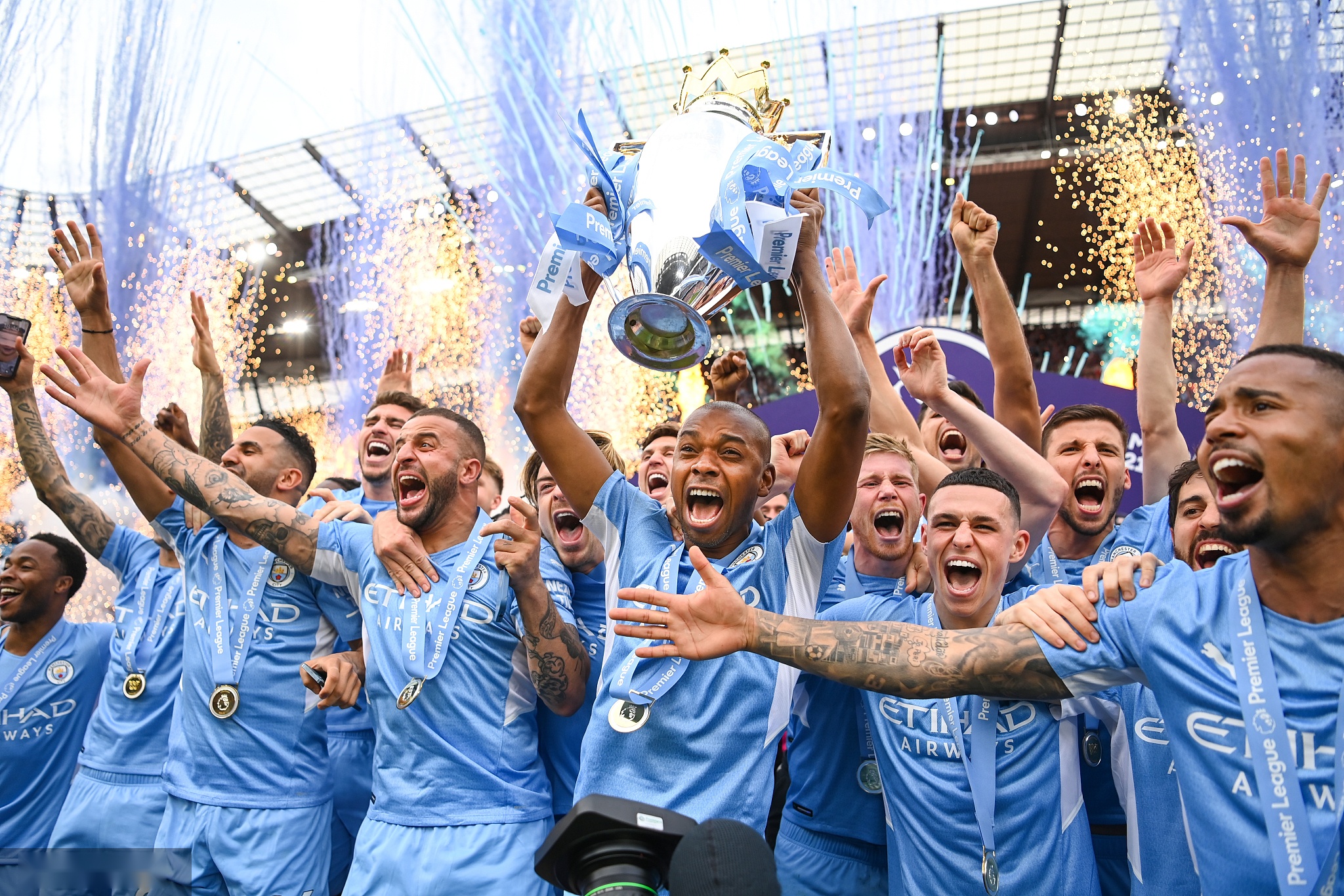 冉冉升起的 冉冉升起的